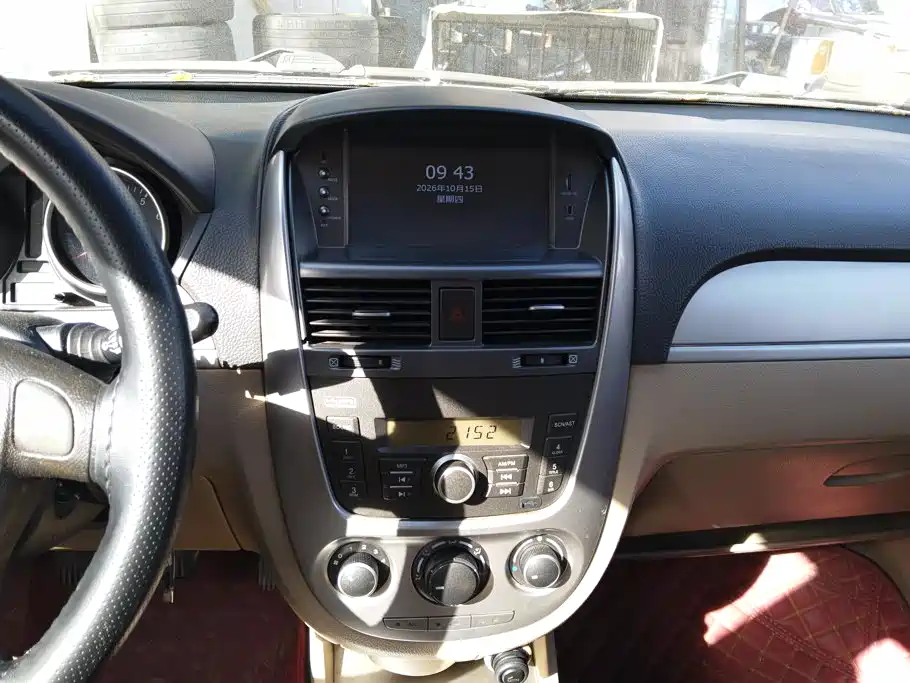Buick Excelle — миниатюра 13