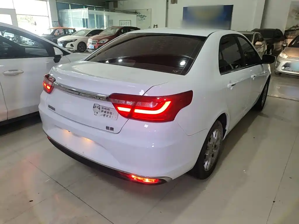 Geely Vision — миниатюра 7