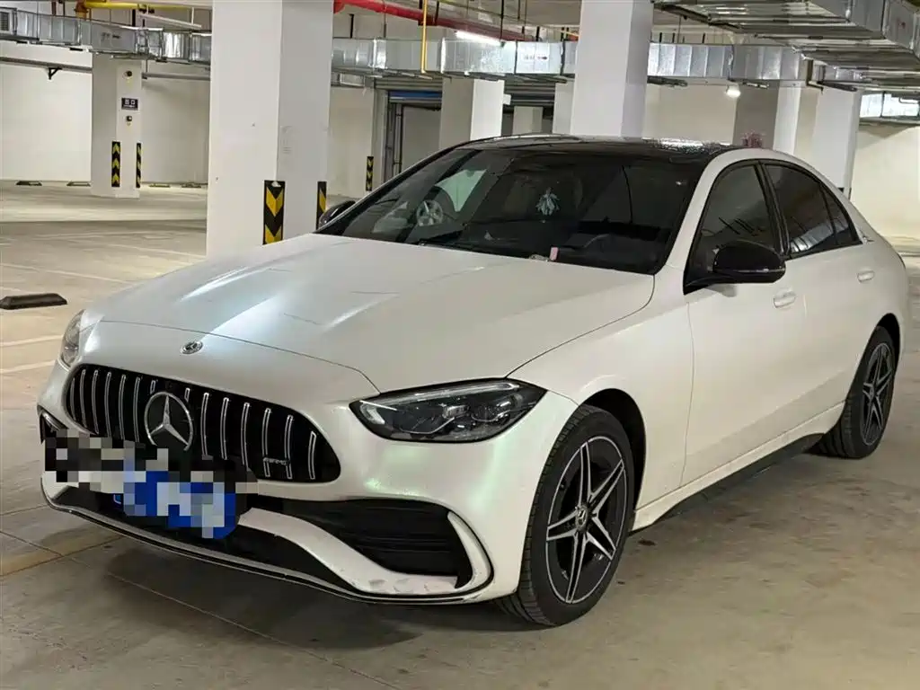 Mercedes-Benz C-Class 2024