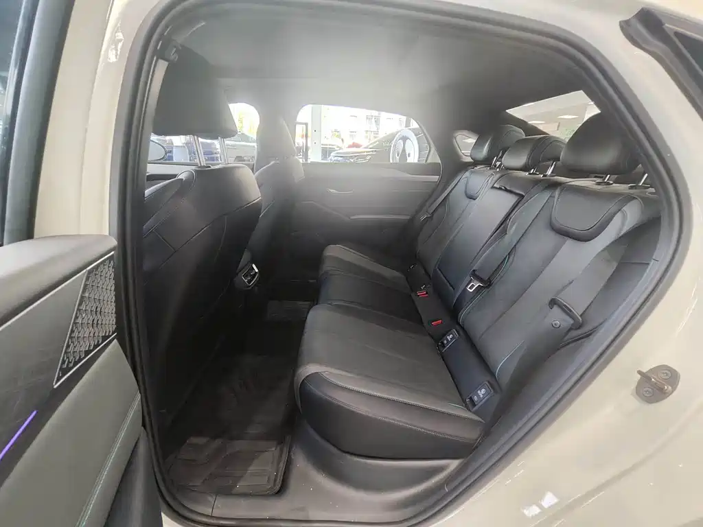 BYD Qin L — миниатюра 10