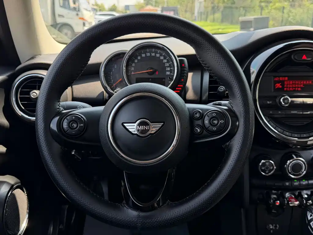 MINI Mini — миниатюра 11