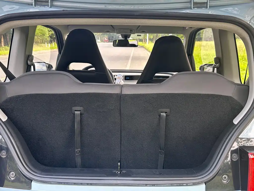 Wuling MINIEV — миниатюра 13