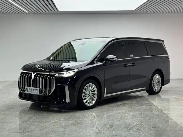 VOYAH LANTU DREAMER 2024