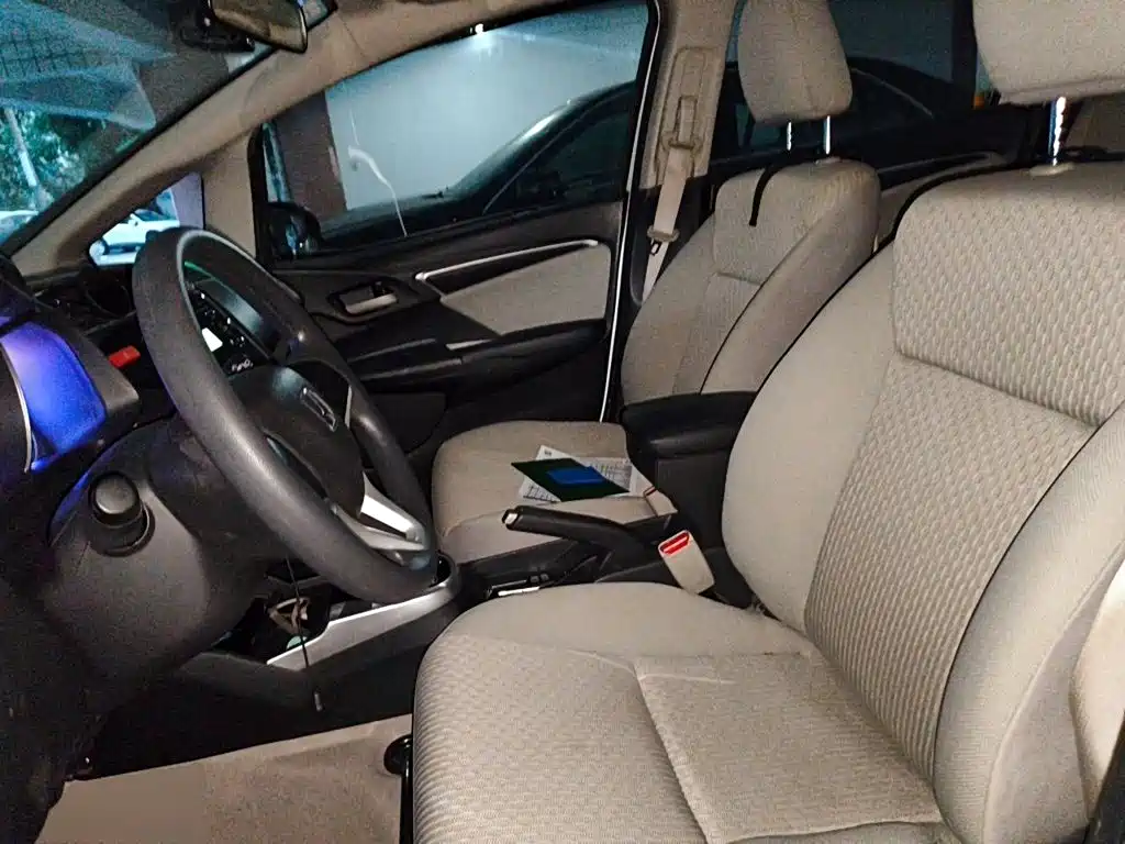 Honda Fit — миниатюра 11