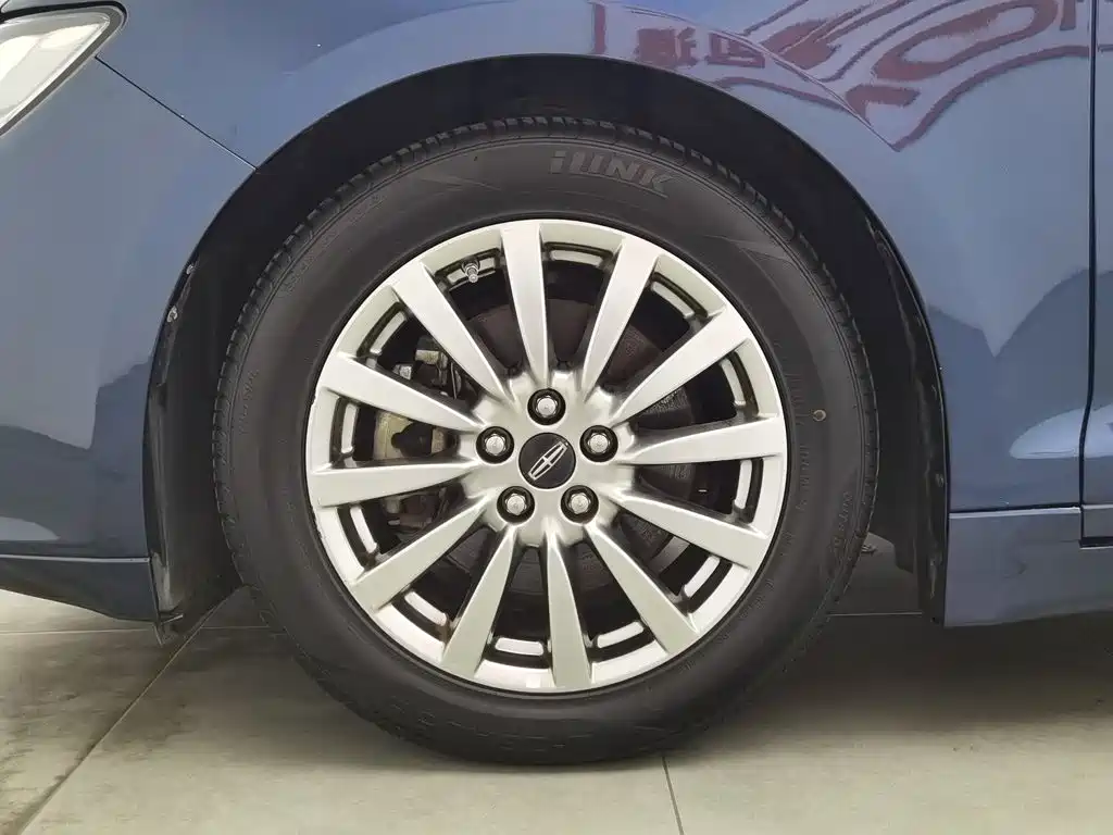 Lincoln MKZ — миниатюра 17
