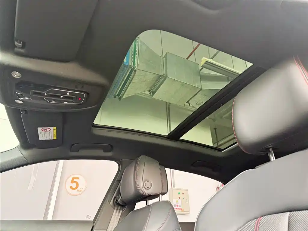 Audi A4L — миниатюра 9