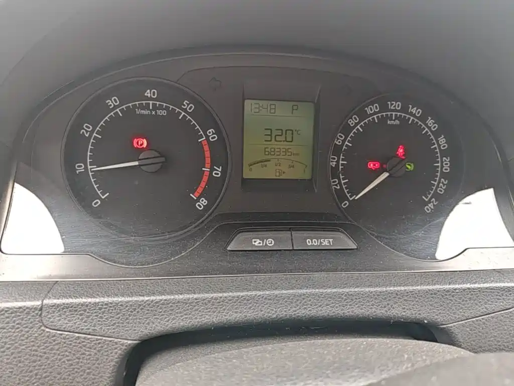 Skoda Rapid — миниатюра 12