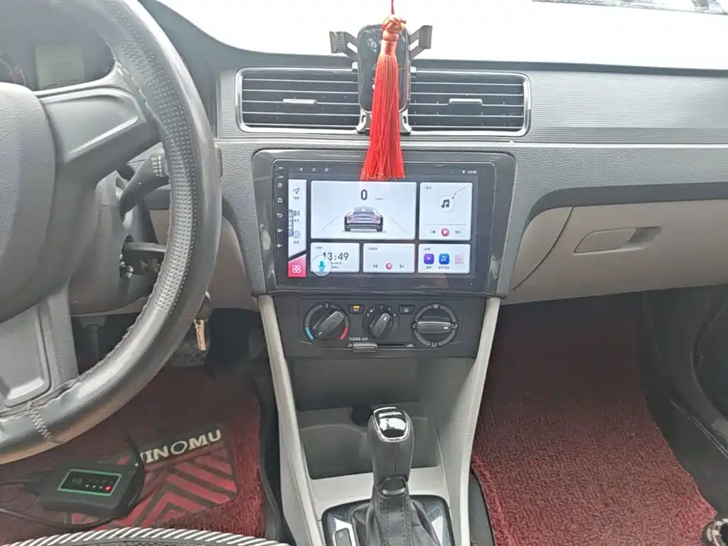 Skoda Rapid — миниатюра 13