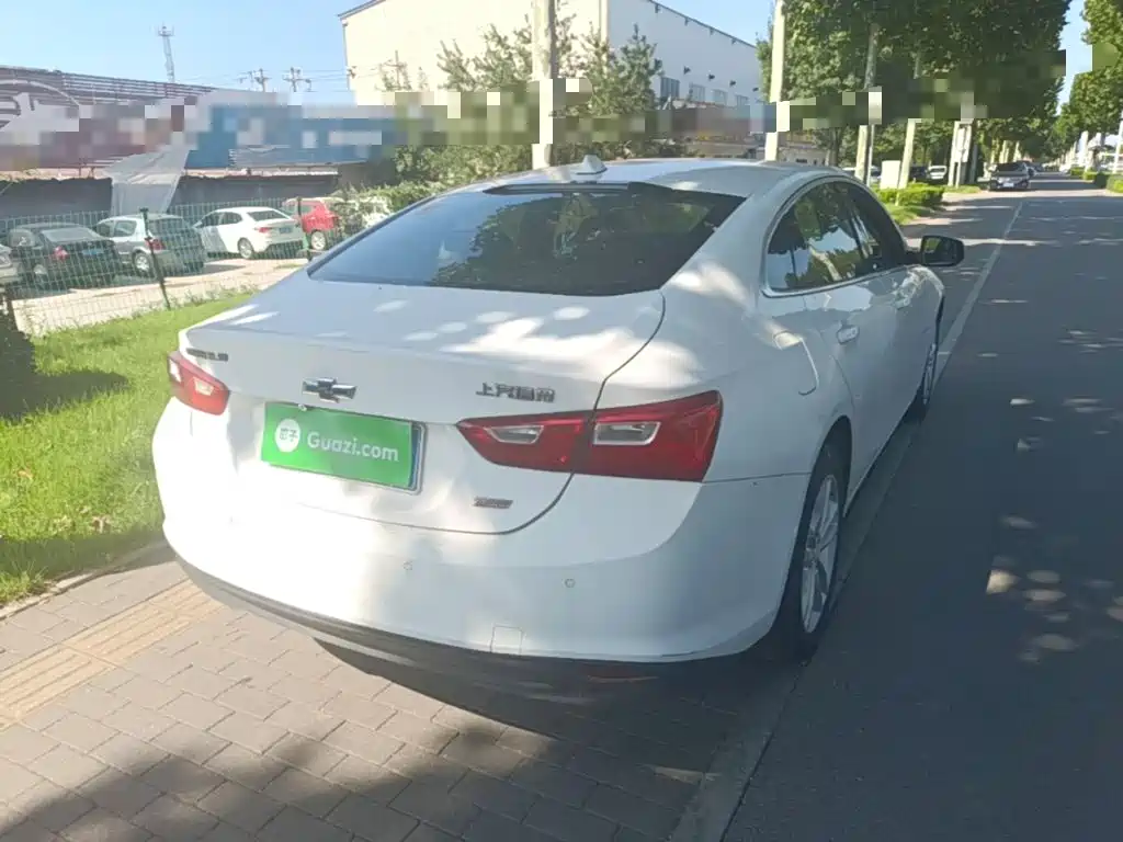 Chevrolet Malibu XL — миниатюра 7