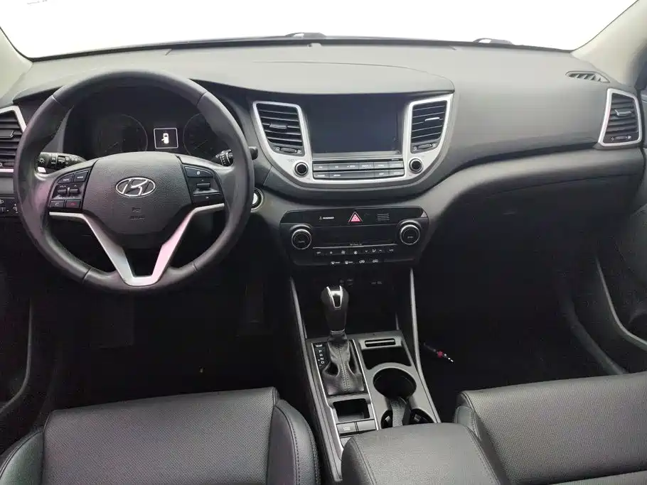 Hyundai Tucson — миниатюра 12