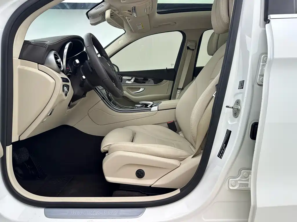 Mercedes-Benz GLC — миниатюра 3