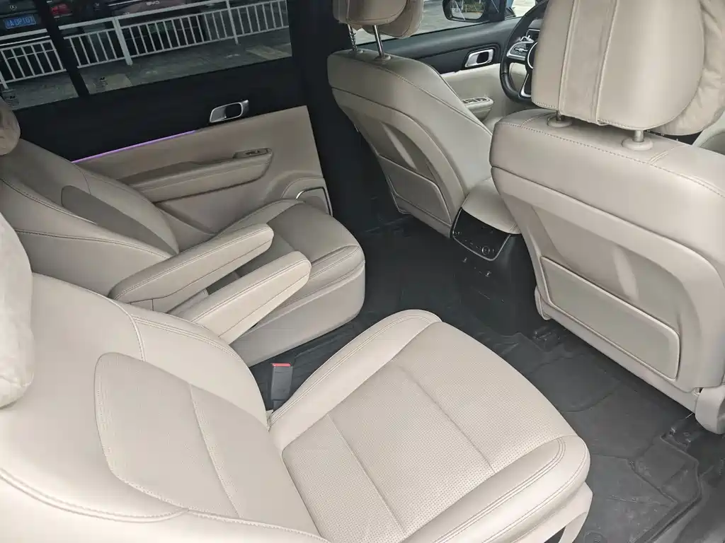 Li Auto Li ONE — миниатюра 16