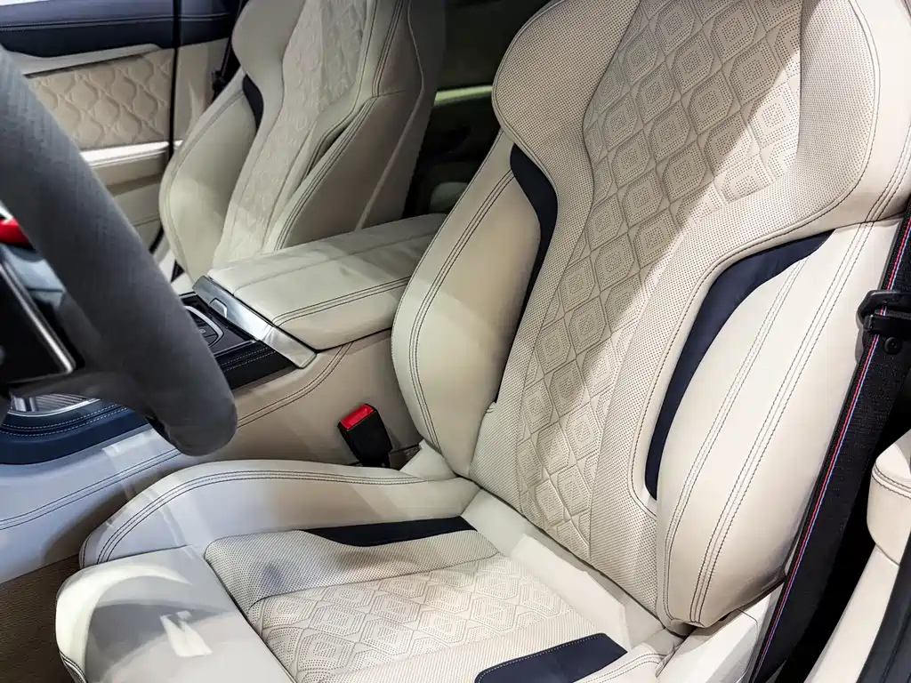 BMW M8 — миниатюра 24