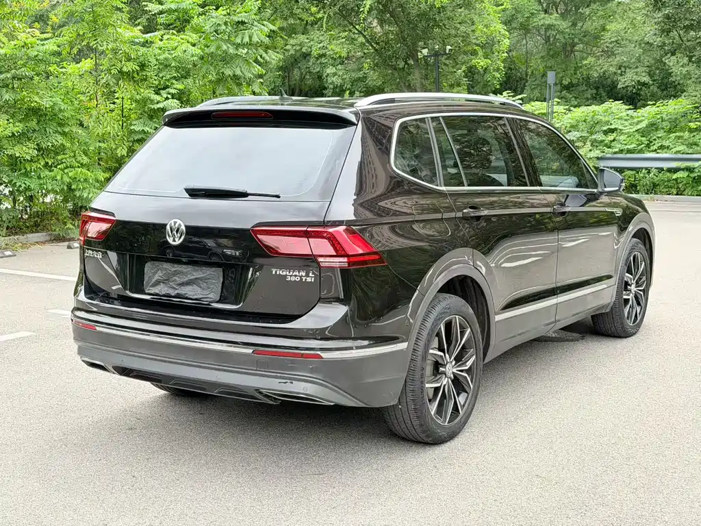 Volkswagen Tiguan L — миниатюра 9
