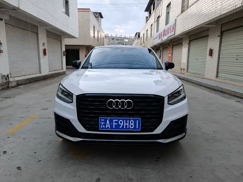 Audi Q2L — миниатюра 2