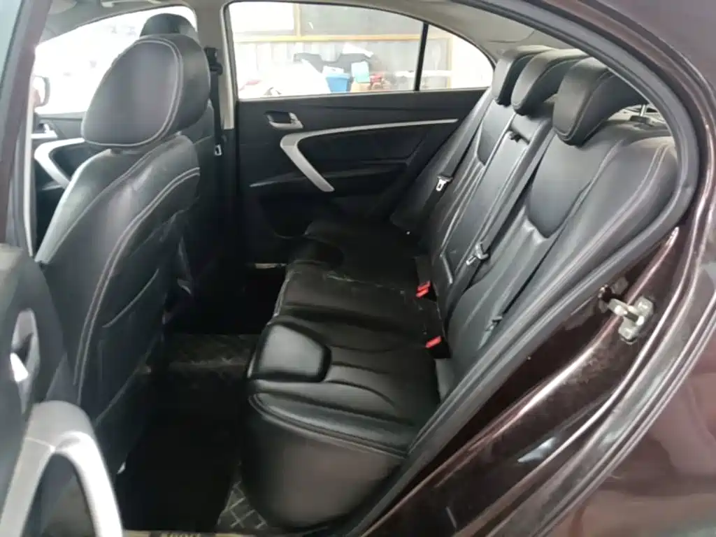 Geely Emgrand — миниатюра 17