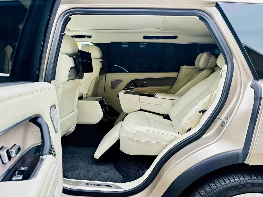 Land Rover Range Rover — миниатюра 4