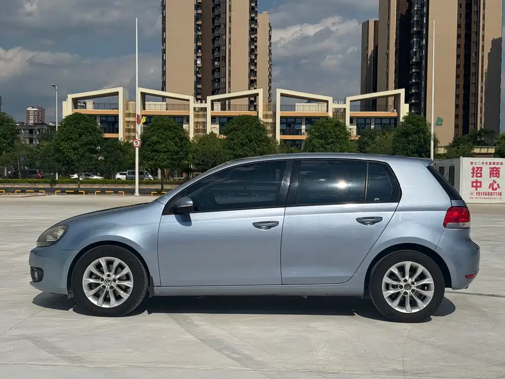 Volkswagen Golf — миниатюра 8