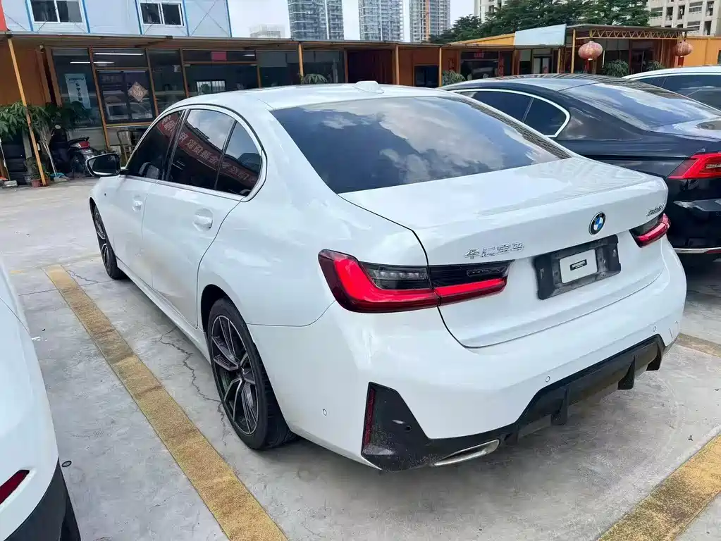 BMW 3 Series — миниатюра 4