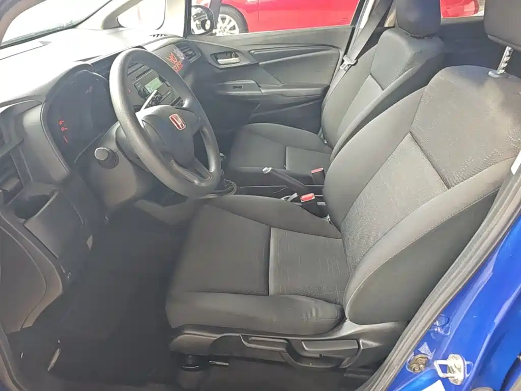 Honda Fit — миниатюра 15