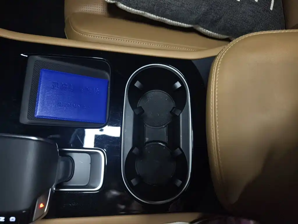 Li Auto Li ONE — миниатюра 9