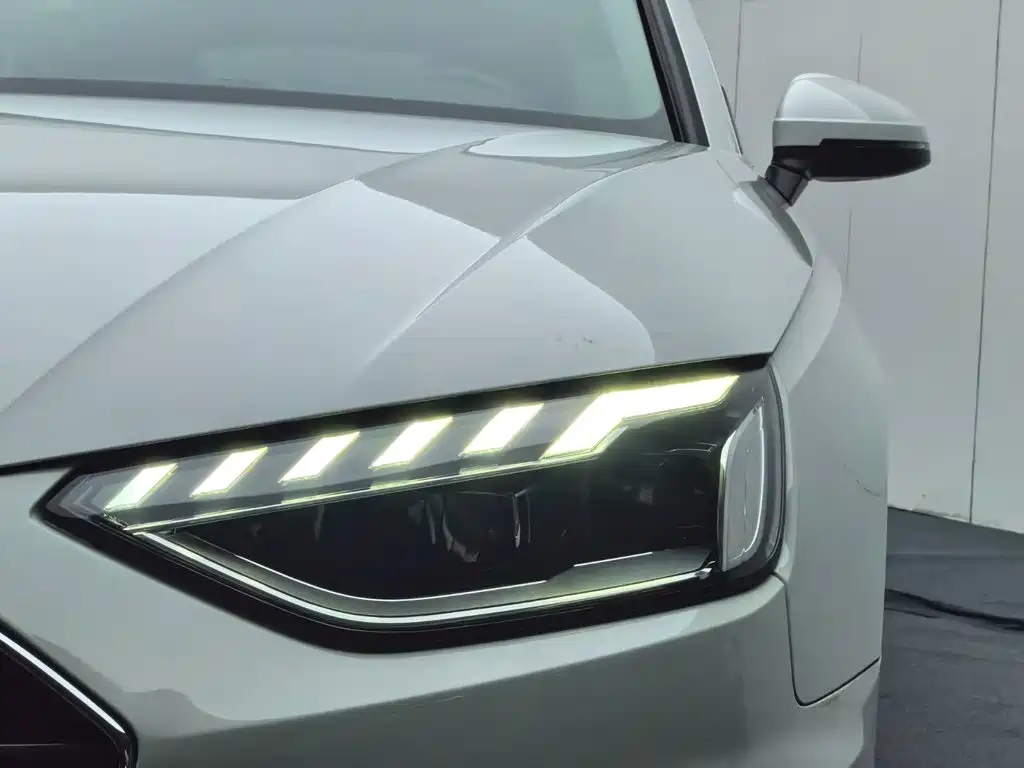 Audi A4L — миниатюра 26