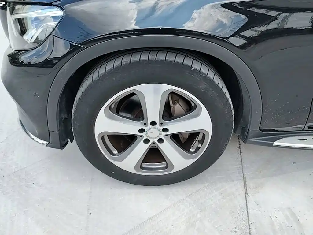 Mercedes-Benz GLC — миниатюра 23