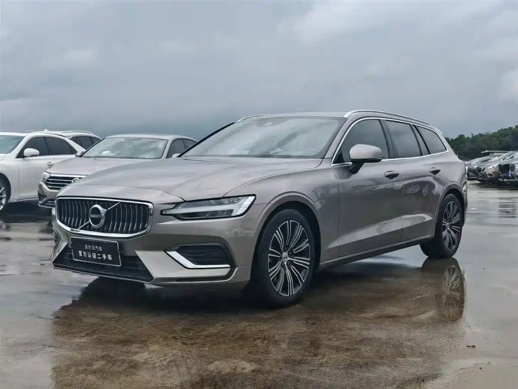 Volvo V60 2021