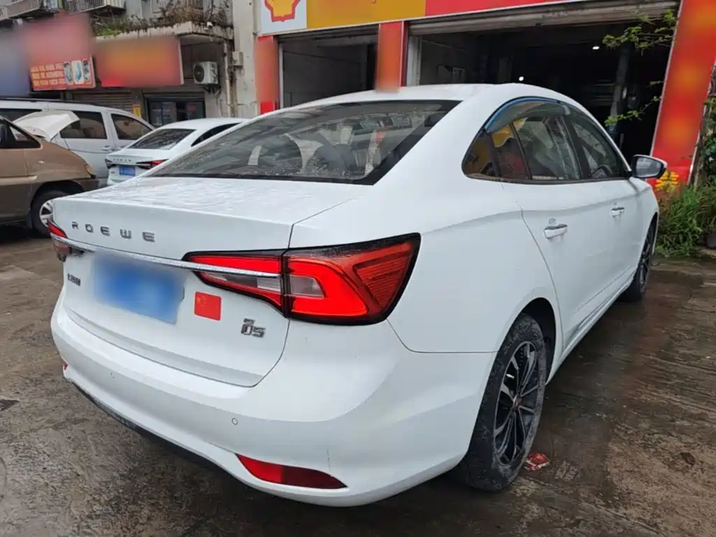 Roewe i5 — миниатюра 7