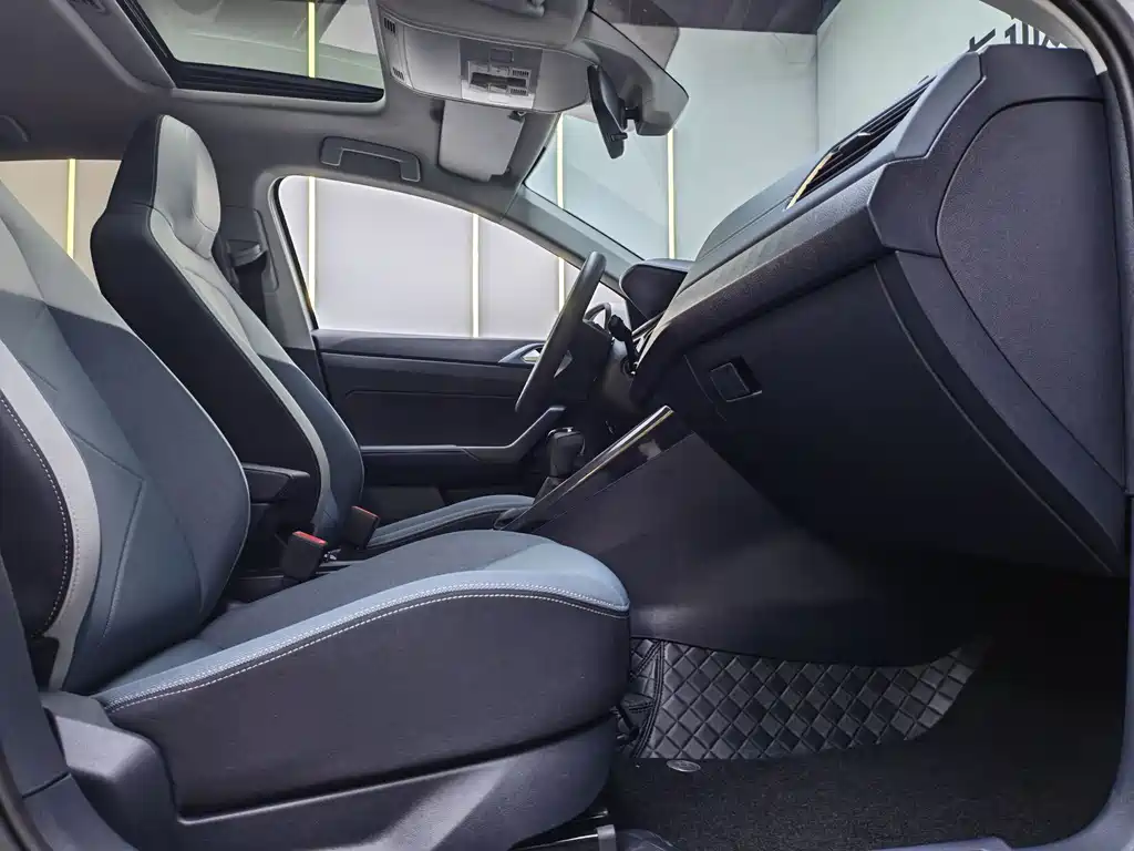 Volkswagen Lavida — миниатюра 9