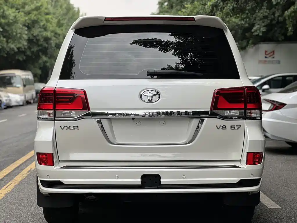 Toyota Land Cruiser — миниатюра 5