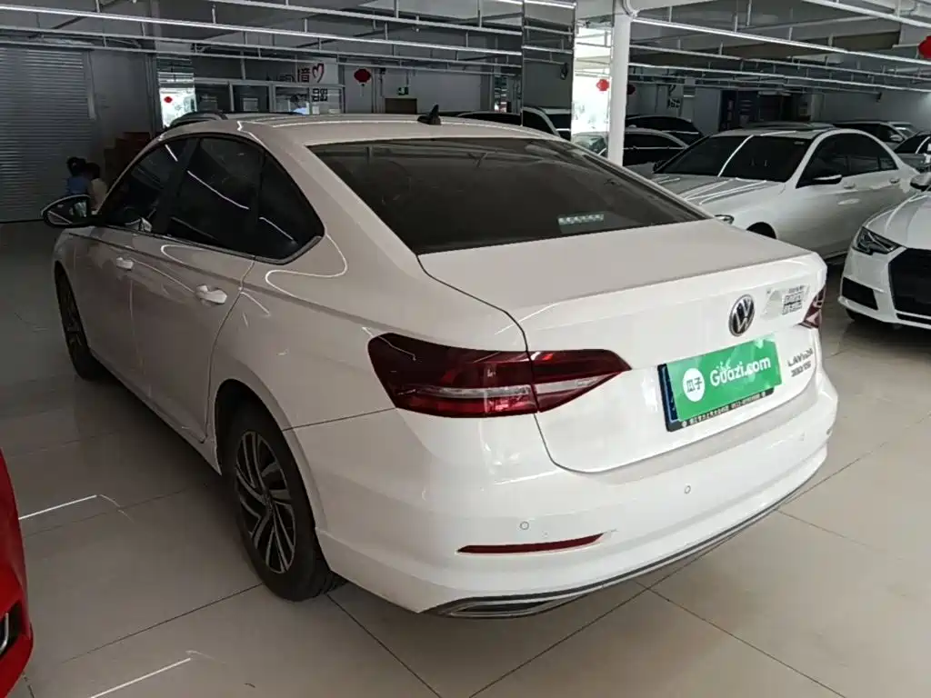 Volkswagen Lavida — миниатюра 5