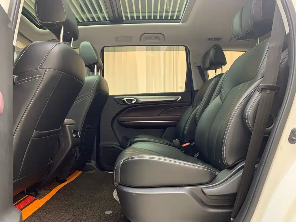 GAC Motor Trumpchi M6 — миниатюра 9