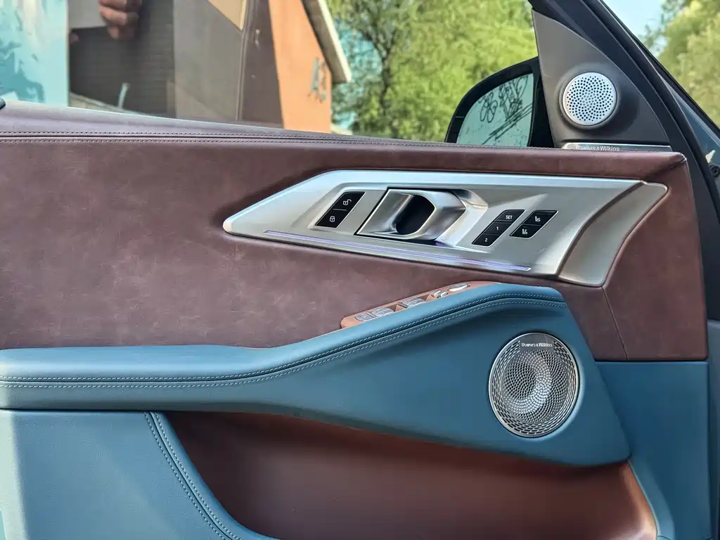 BMW XM