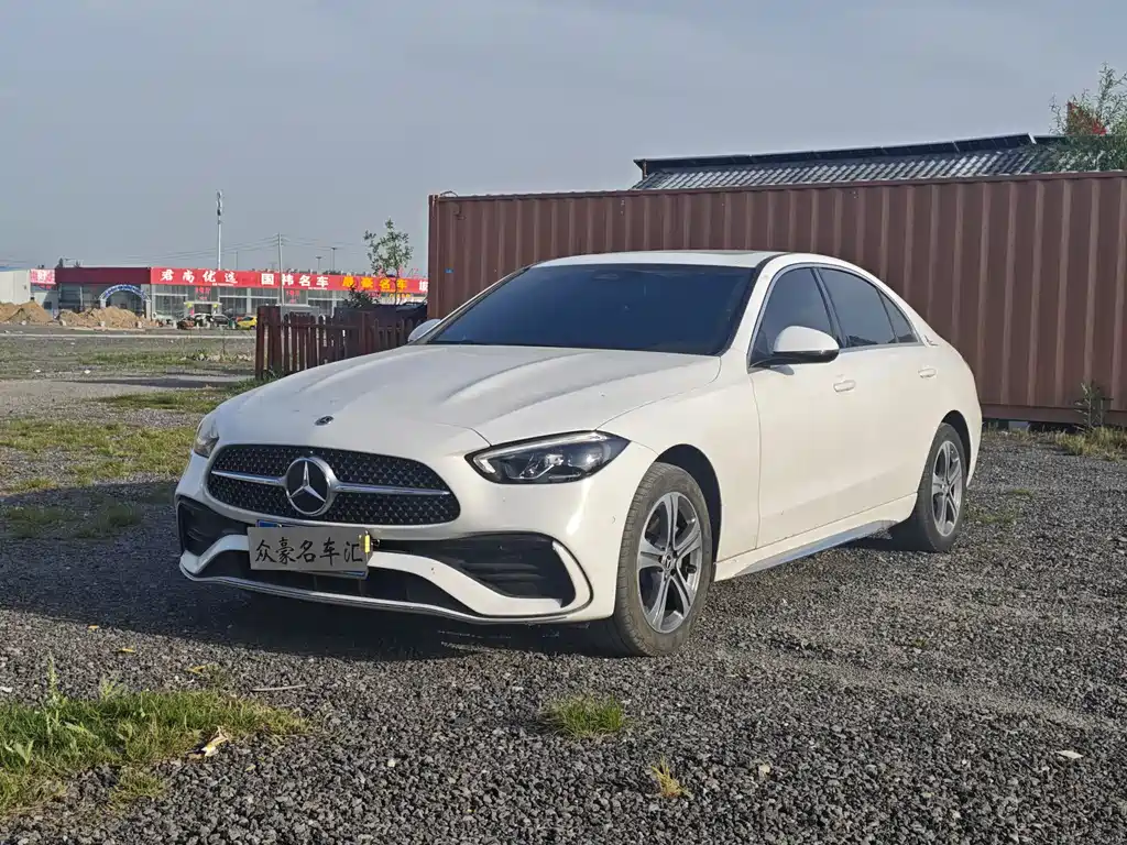 Mercedes-Benz C-Class 2022