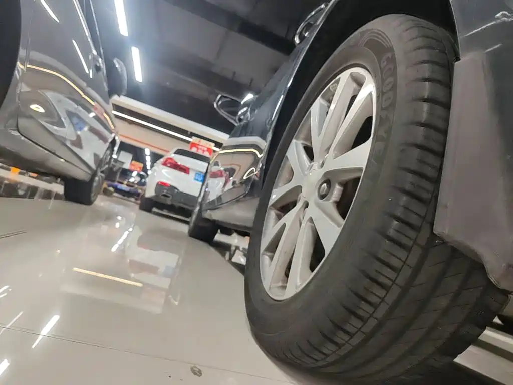 Chevrolet Malibu — миниатюра 22