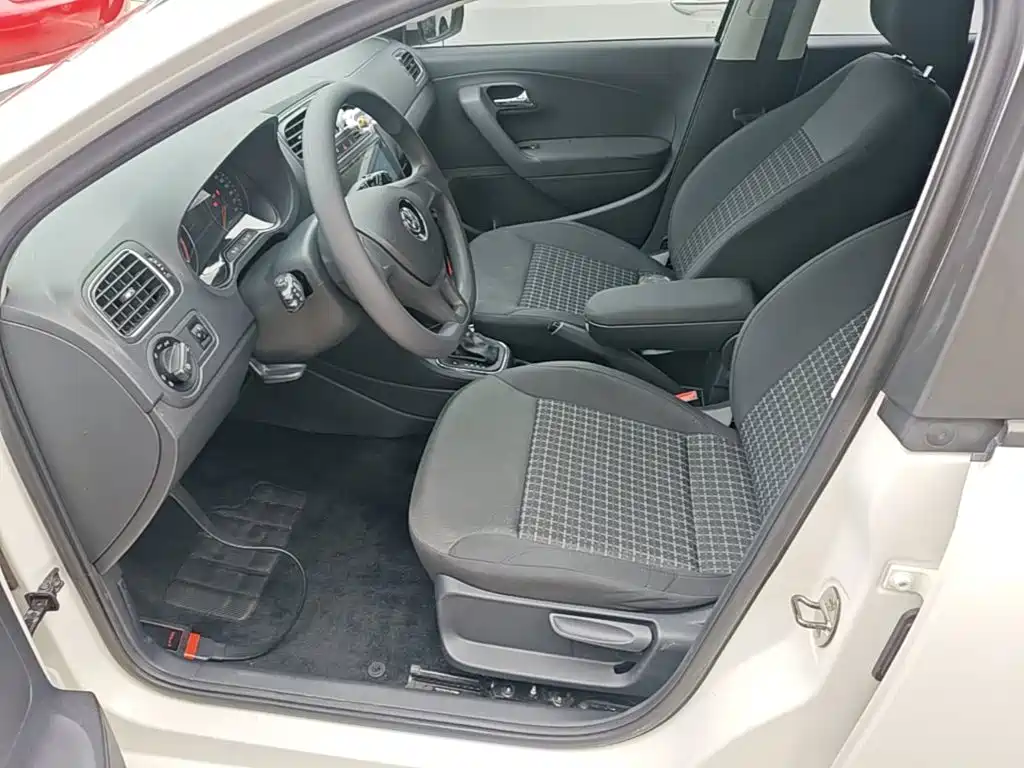 Volkswagen Polo — миниатюра 15