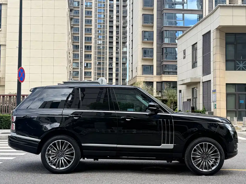 Land Rover Range Rover — миниатюра 14