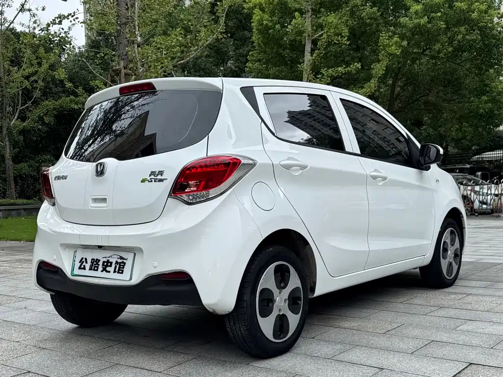 Changan Benben E-Star — миниатюра 6