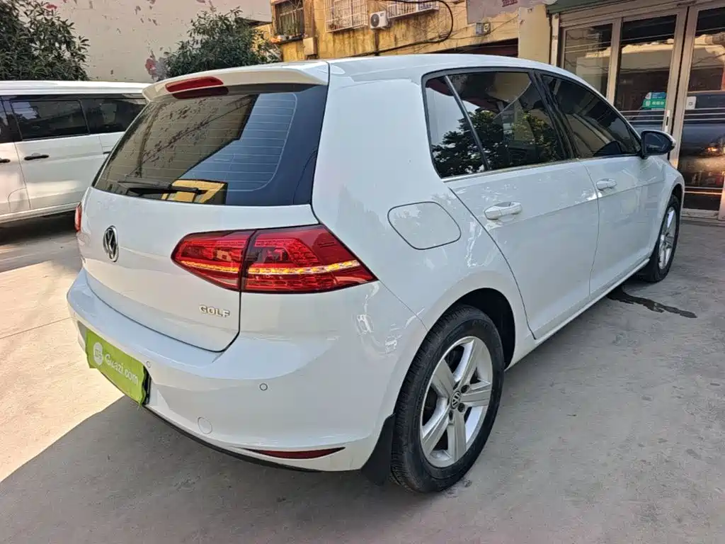 Volkswagen Golf — миниатюра 7