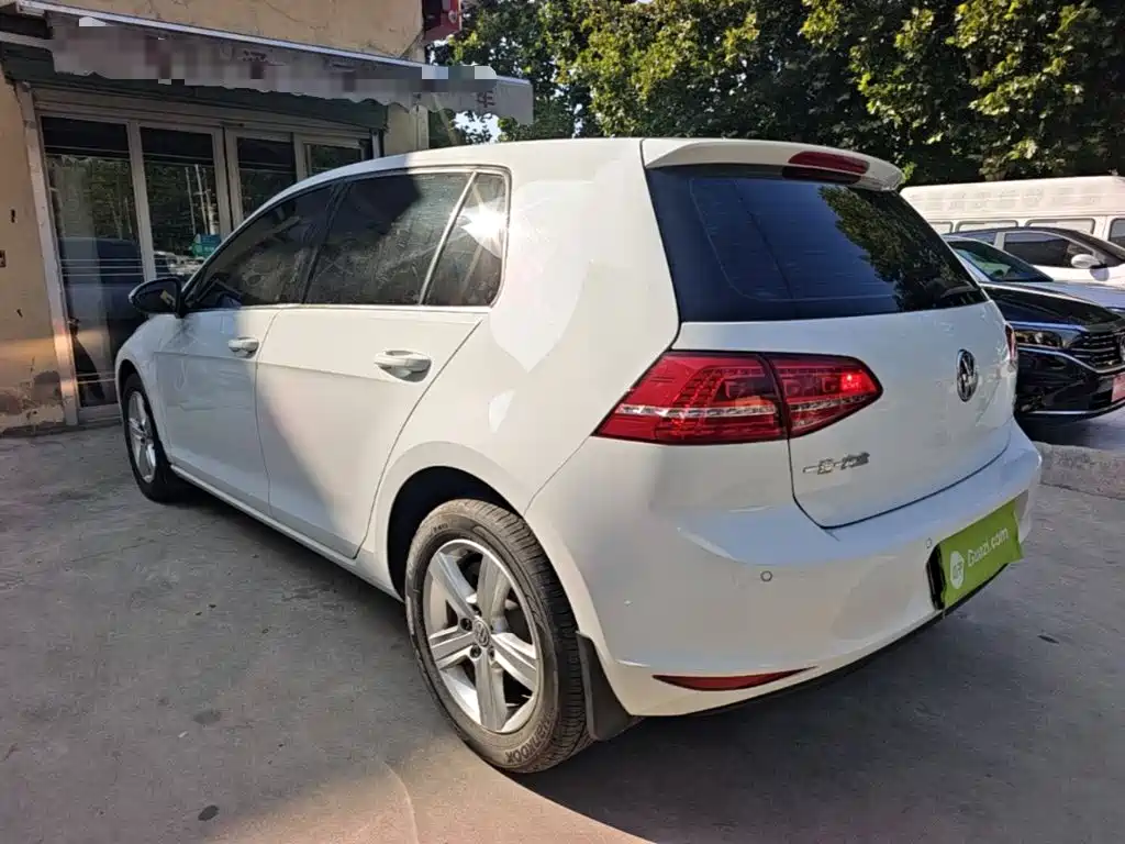 Volkswagen Golf — миниатюра 5