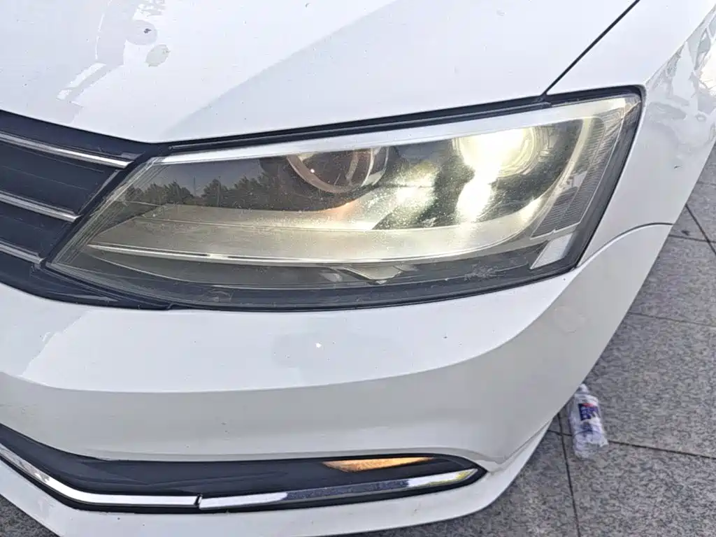 Volkswagen Sagitar — миниатюра 24