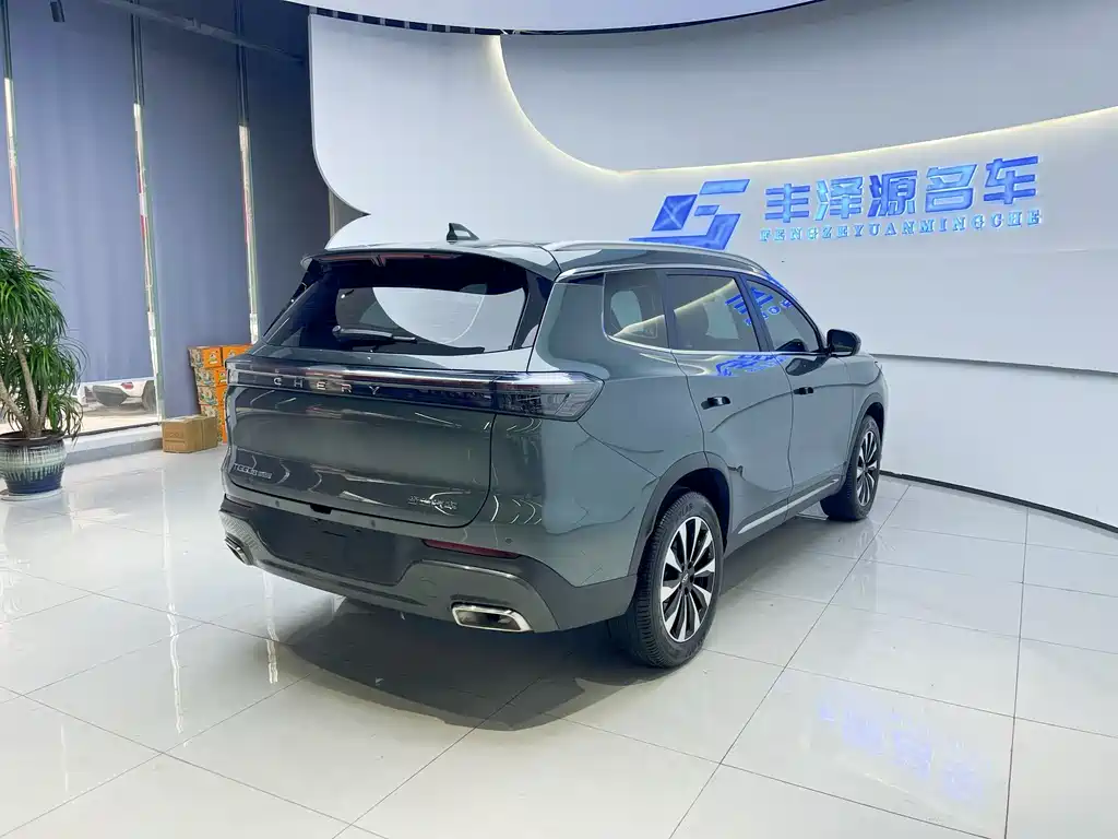 CHERY TIGGO 8 PLUS