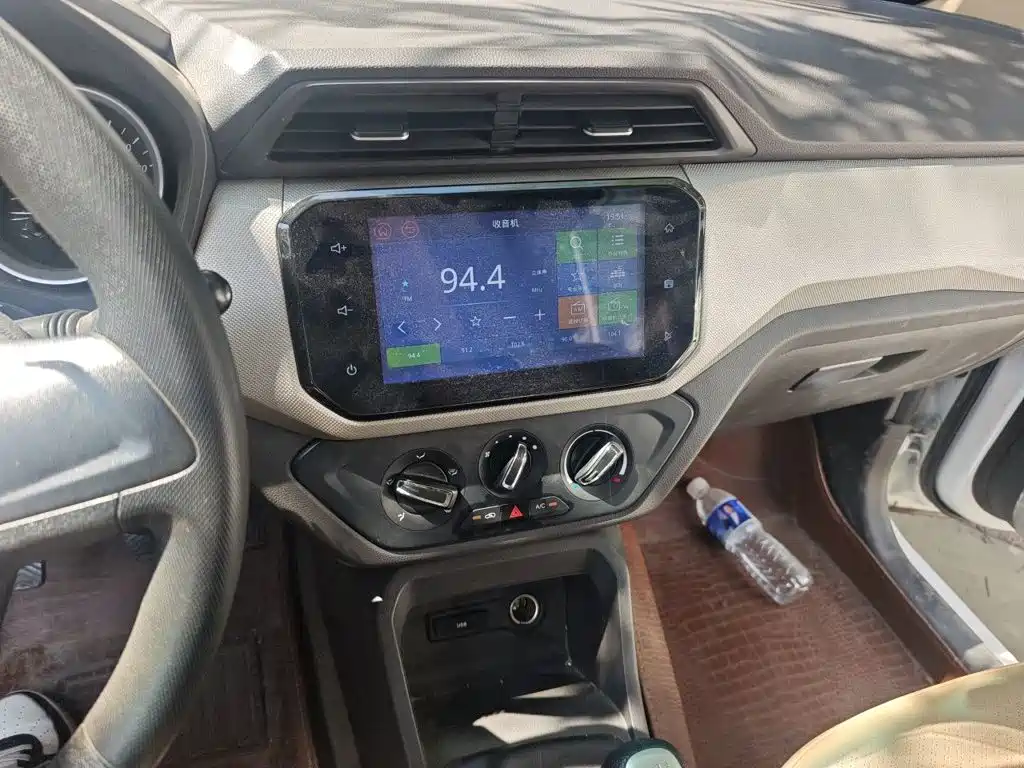 Wuling Hongguang — миниатюра 10