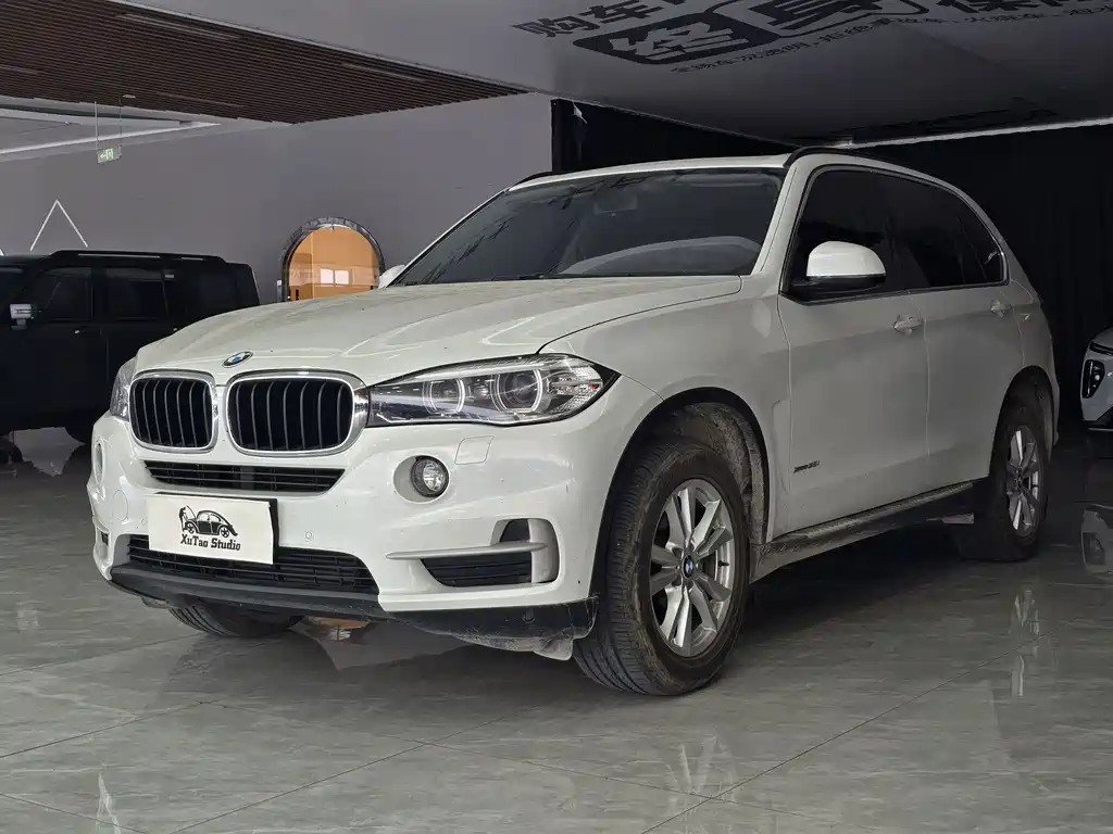 BMW X5 (Import)