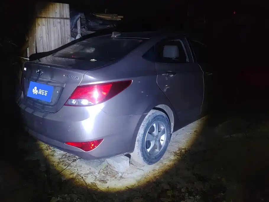 Hyundai Verna — миниатюра 3