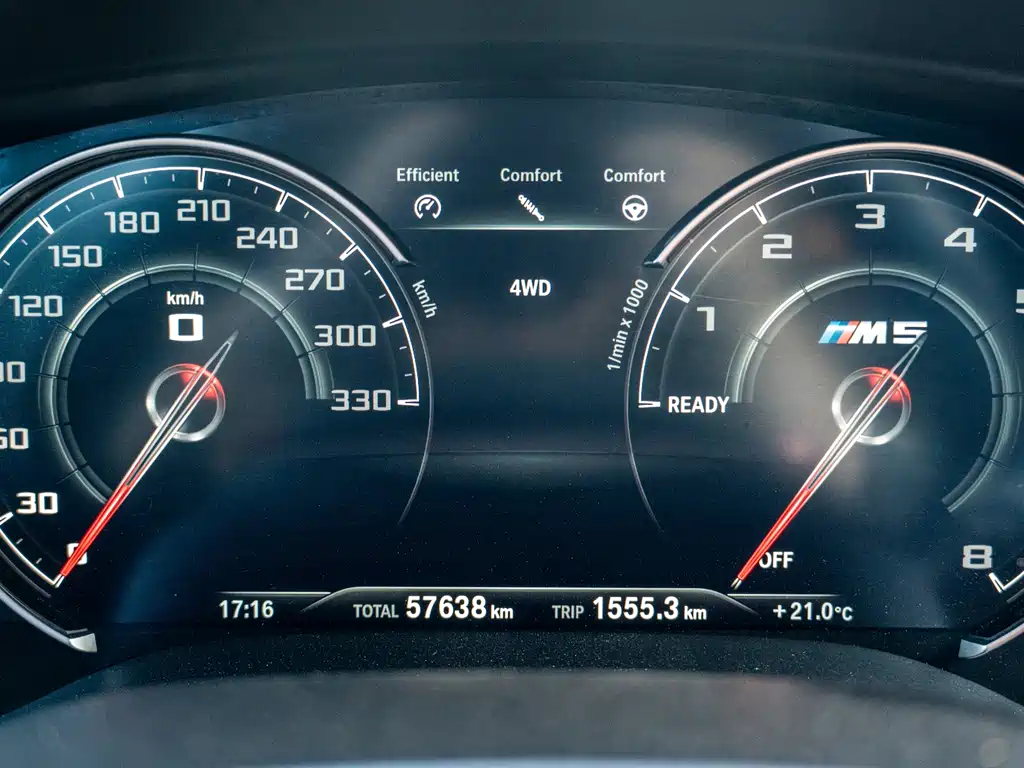 BMW M5 — миниатюра 17