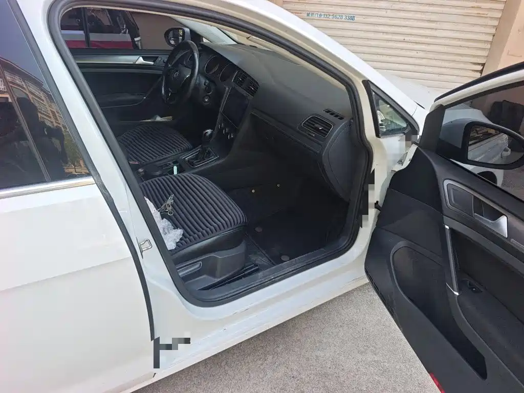 Volkswagen Golf — миниатюра 19