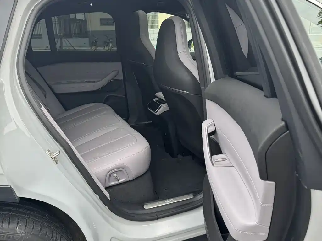 NIO EC6 2023 75kWh