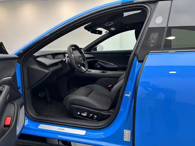 Xiaomi SU7 — миниатюра 5